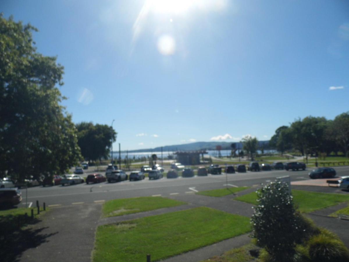 Lake Lodge Motel Rotorua Exterior photo